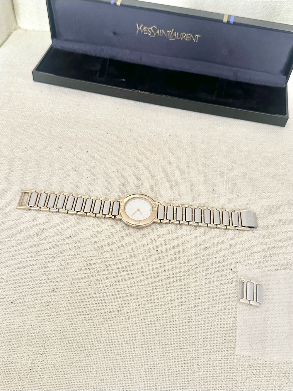 Vintage Yves Saint Laurent (YSL) Two-Tone Quartz Women's Watch - Picture 4 of 9